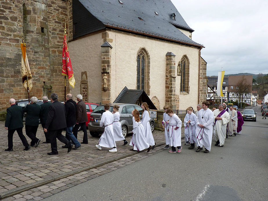 Festgottesdienst zum 50jahrigen Priesterjubiläum von Stadtpfarrer i.R. Geistlichen Rat Ulrich Trzeciok (Foto: Karl-Franz Thiede)